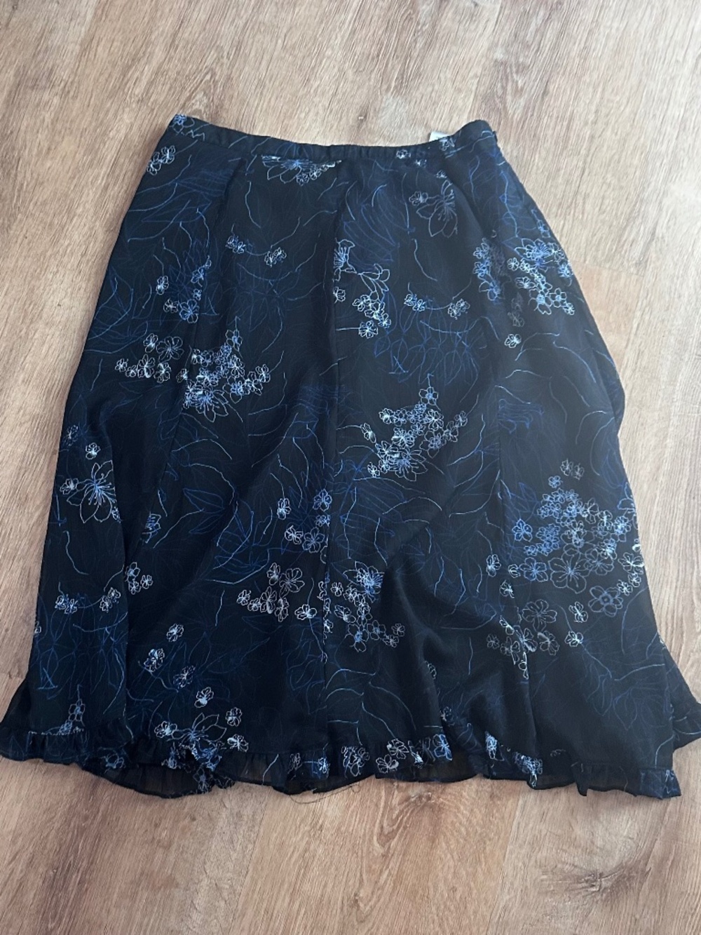 Sag Harbor medium midi floral skirt